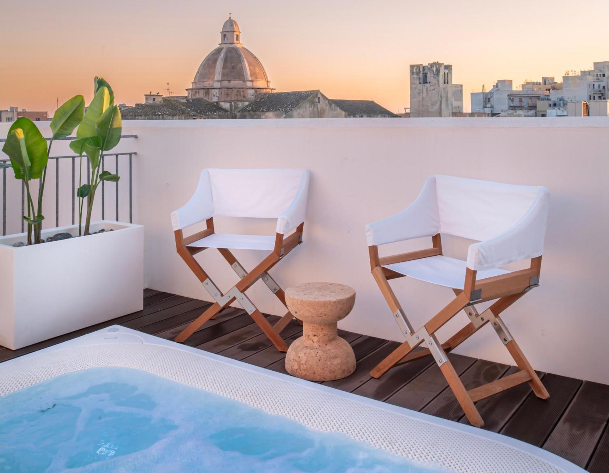 Welive Trapani - Luxury Apartments エクステリア 写真